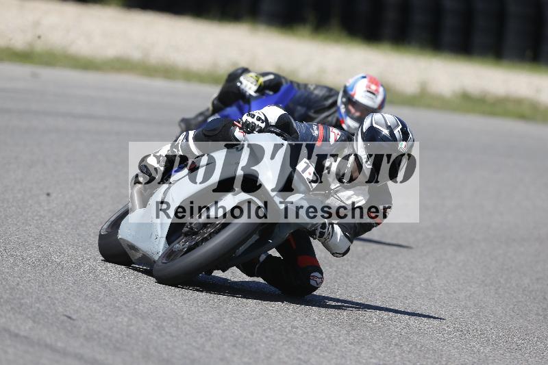 Archiv-2025/48 25.08.2025 Cornu Master School ADR/rot-rouge/12